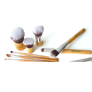Angel Minerals Vegane Kosmetik Pinsel
