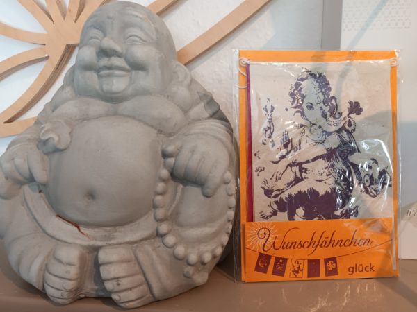 Wunschfahnen aus Blütenpapier – Bild 2